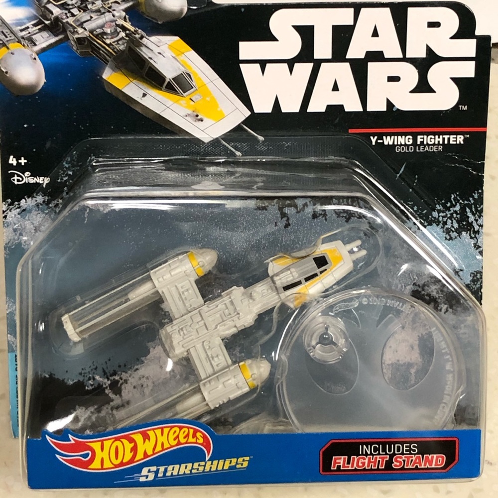 Star Wars Hot Wheels y-wing fighter